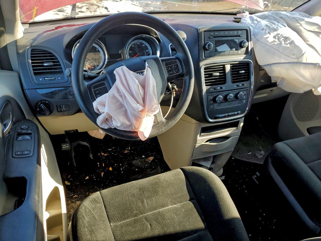 2012 DODGE GRAND CARAVAN SE photo 8