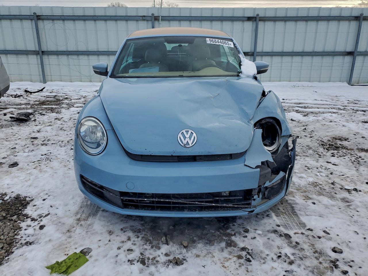 2015 VOLKSWAGEN BEETLE 1.8T photo 5
