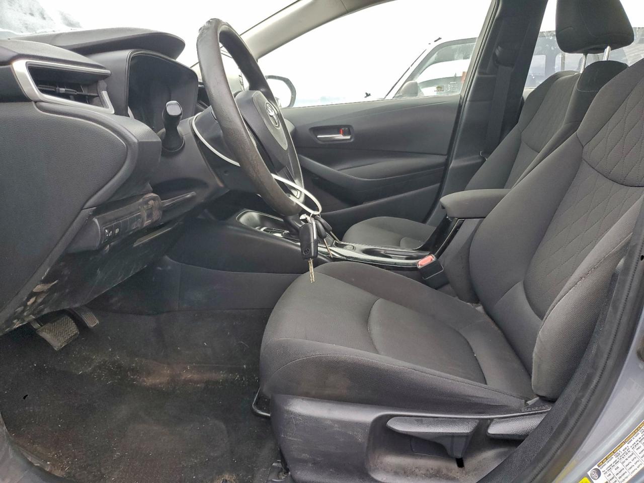 2020 TOYOTA COROLLA LE photo 13