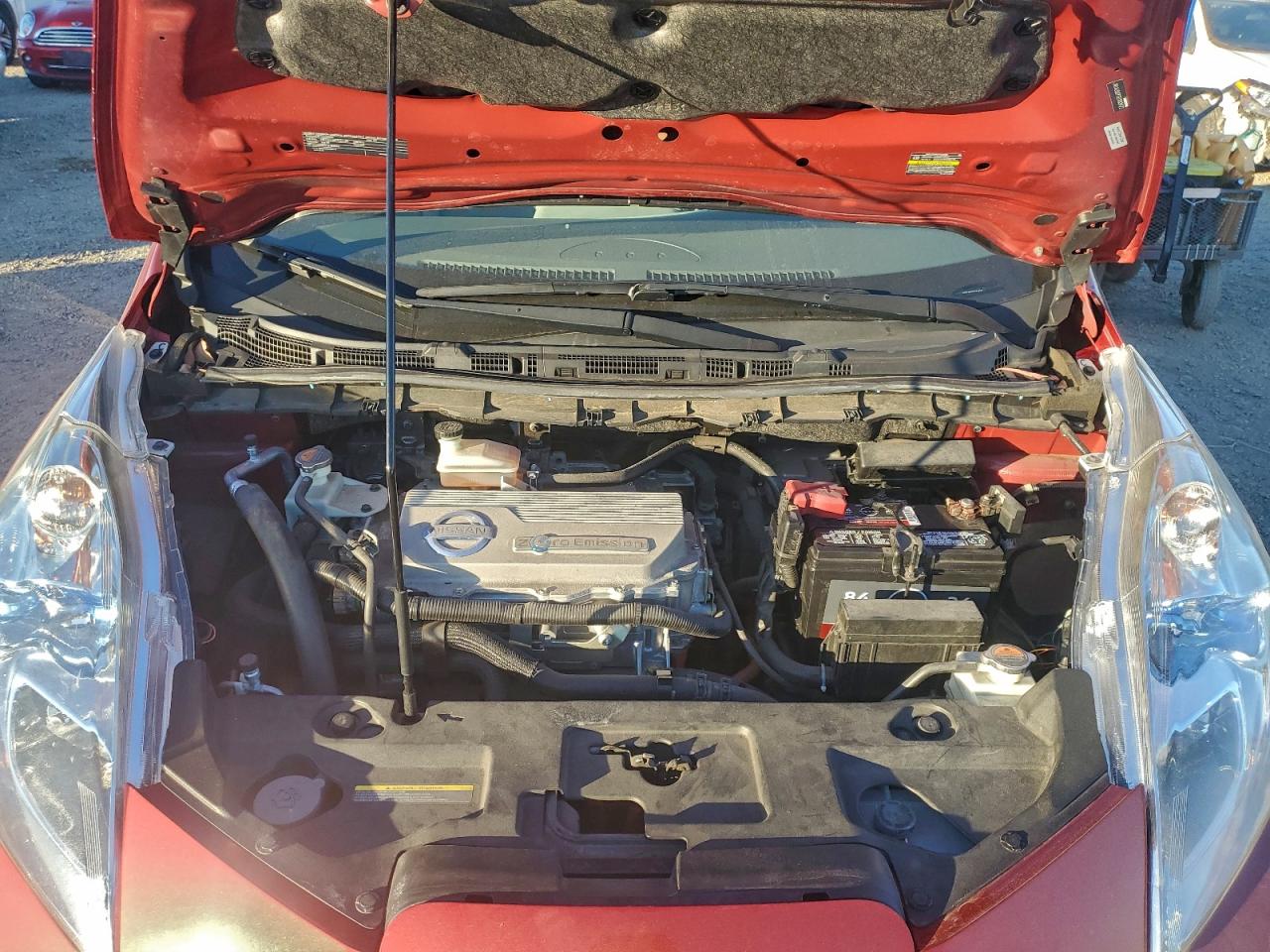 2011 NISSAN LEAF SV photo 11