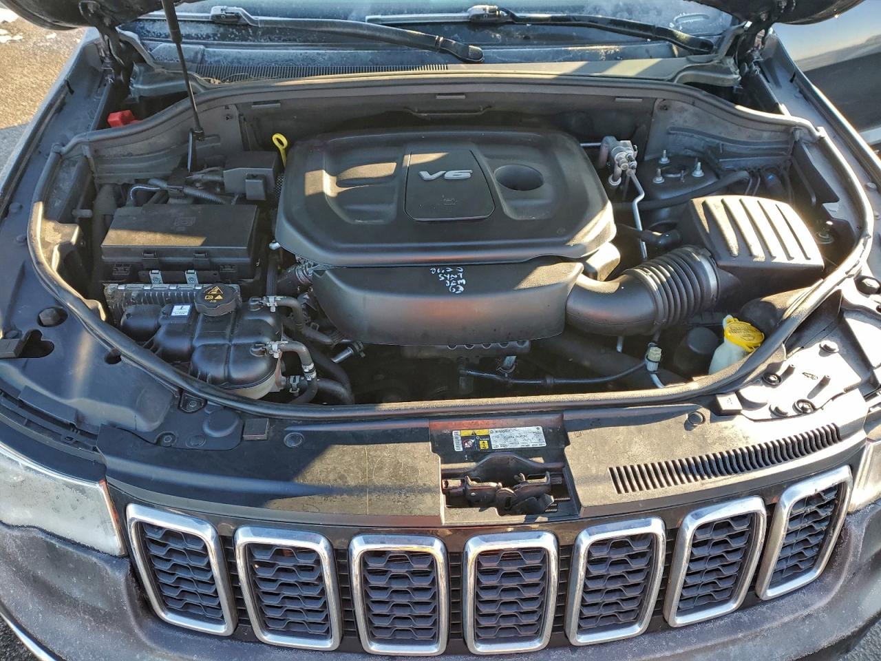 2019 JEEP GRAND CHEROKEE LIMITED photo 12