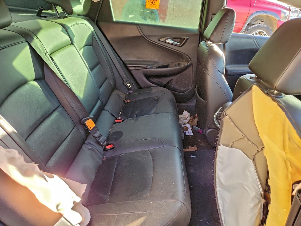 2018 CHEVROLET MALIBU PREMIER photo 28