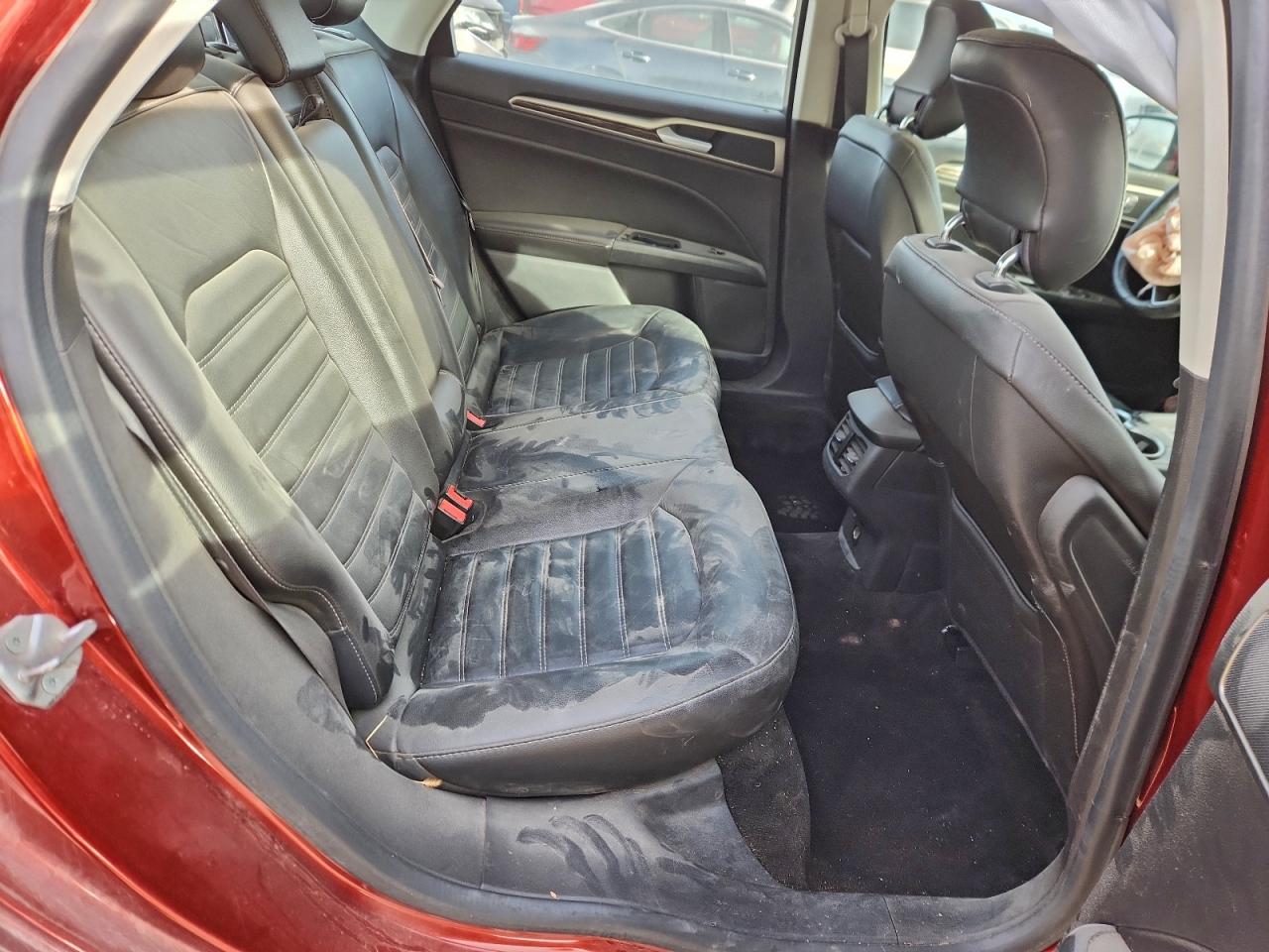 2014 FORD FUSION SE photo 10