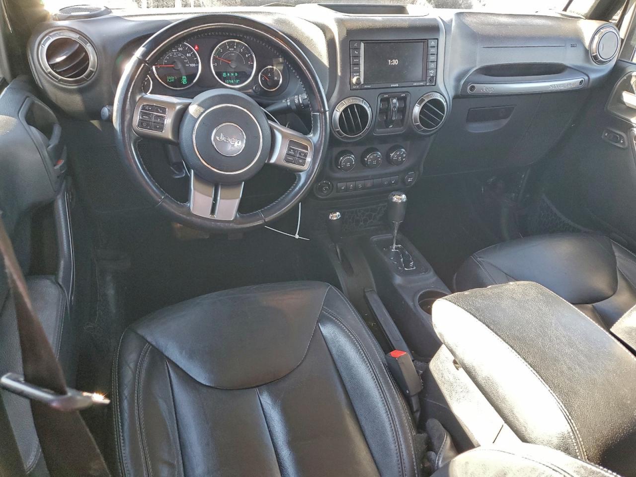 2018 JEEP WRANGLER UNLIMITED SAHARA photo 8