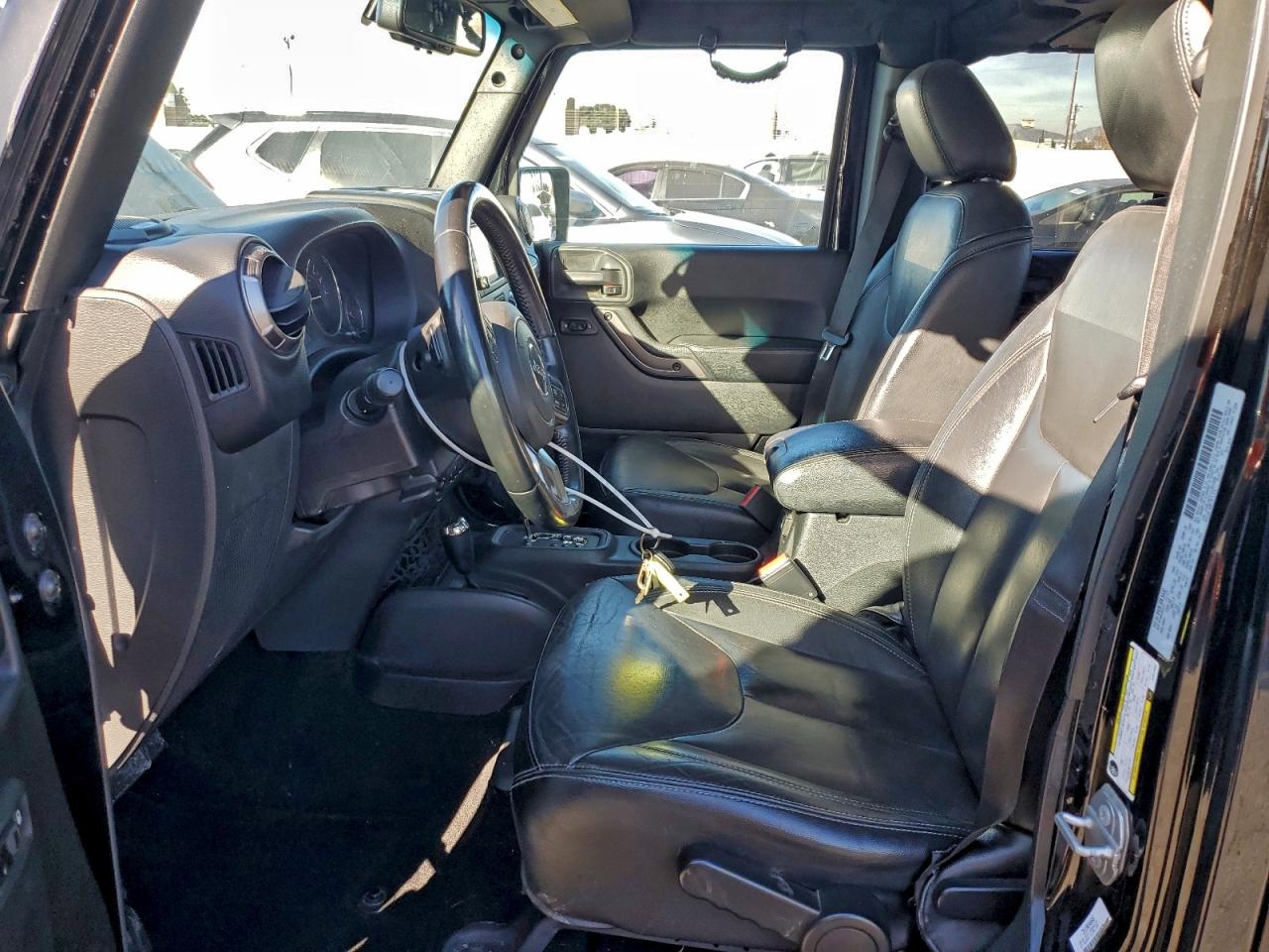2018 JEEP WRANGLER UNLIMITED SAHARA photo 7