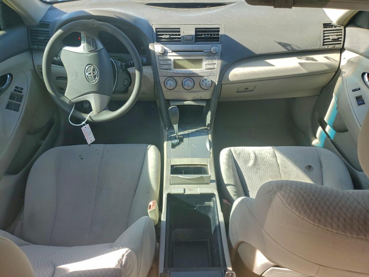2011 TOYOTA CAMRY BASE photo 8