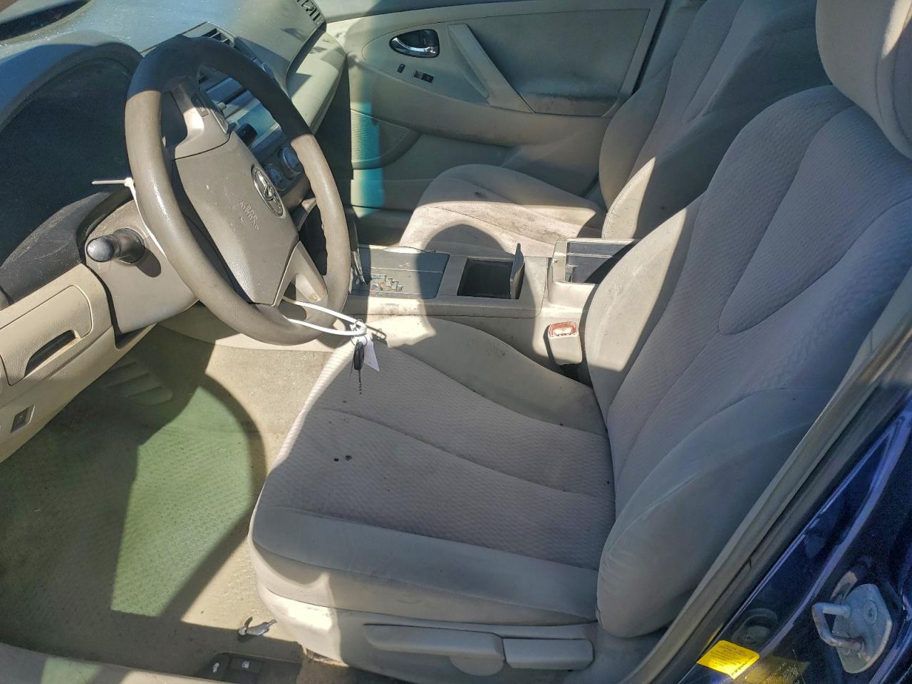 2011 TOYOTA CAMRY BASE photo 7