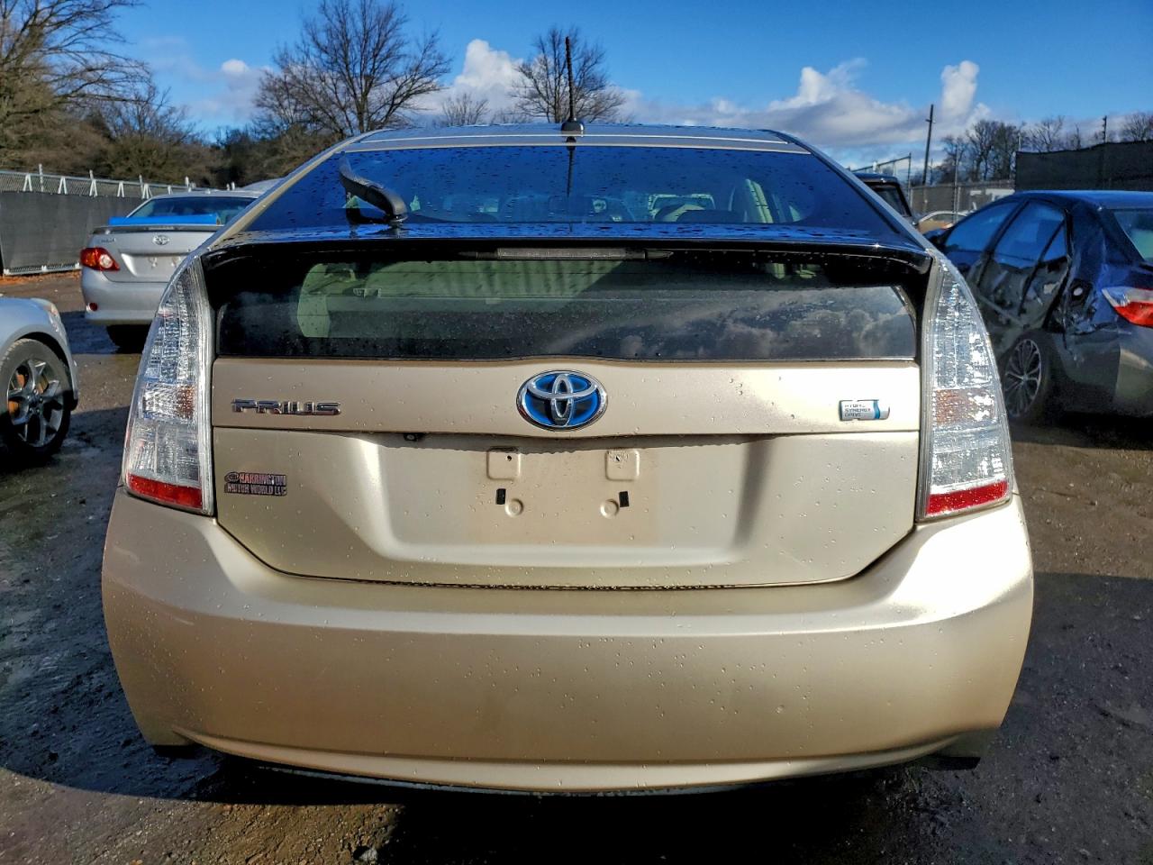 2010 TOYOTA PRIUS photo 6