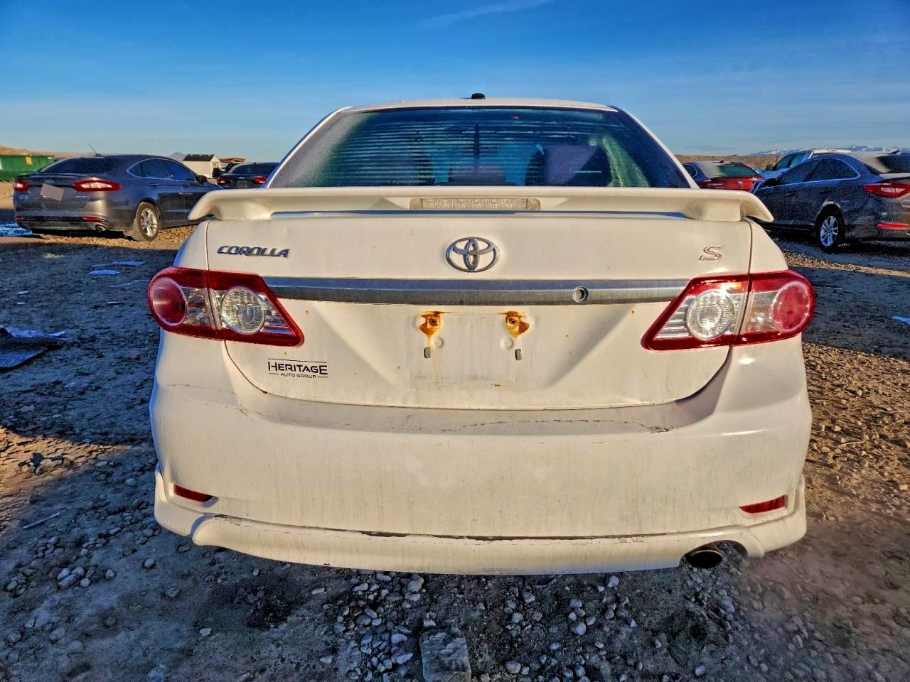 2011 TOYOTA COROLLA BASE photo 6