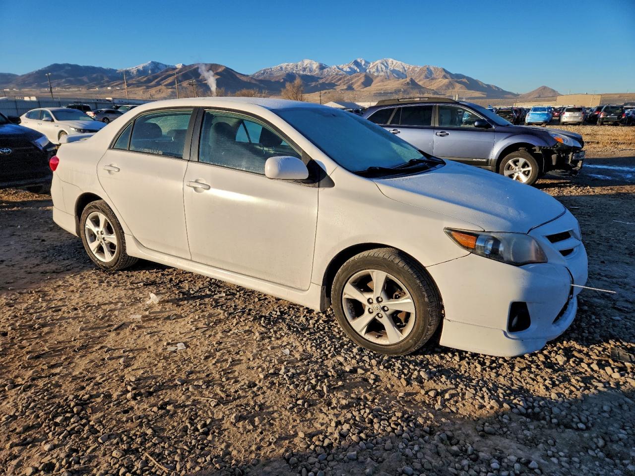 2011 TOYOTA COROLLA BASE photo 4