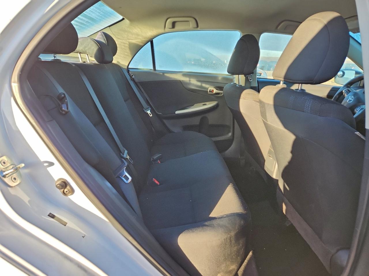 2011 TOYOTA COROLLA BASE photo 10