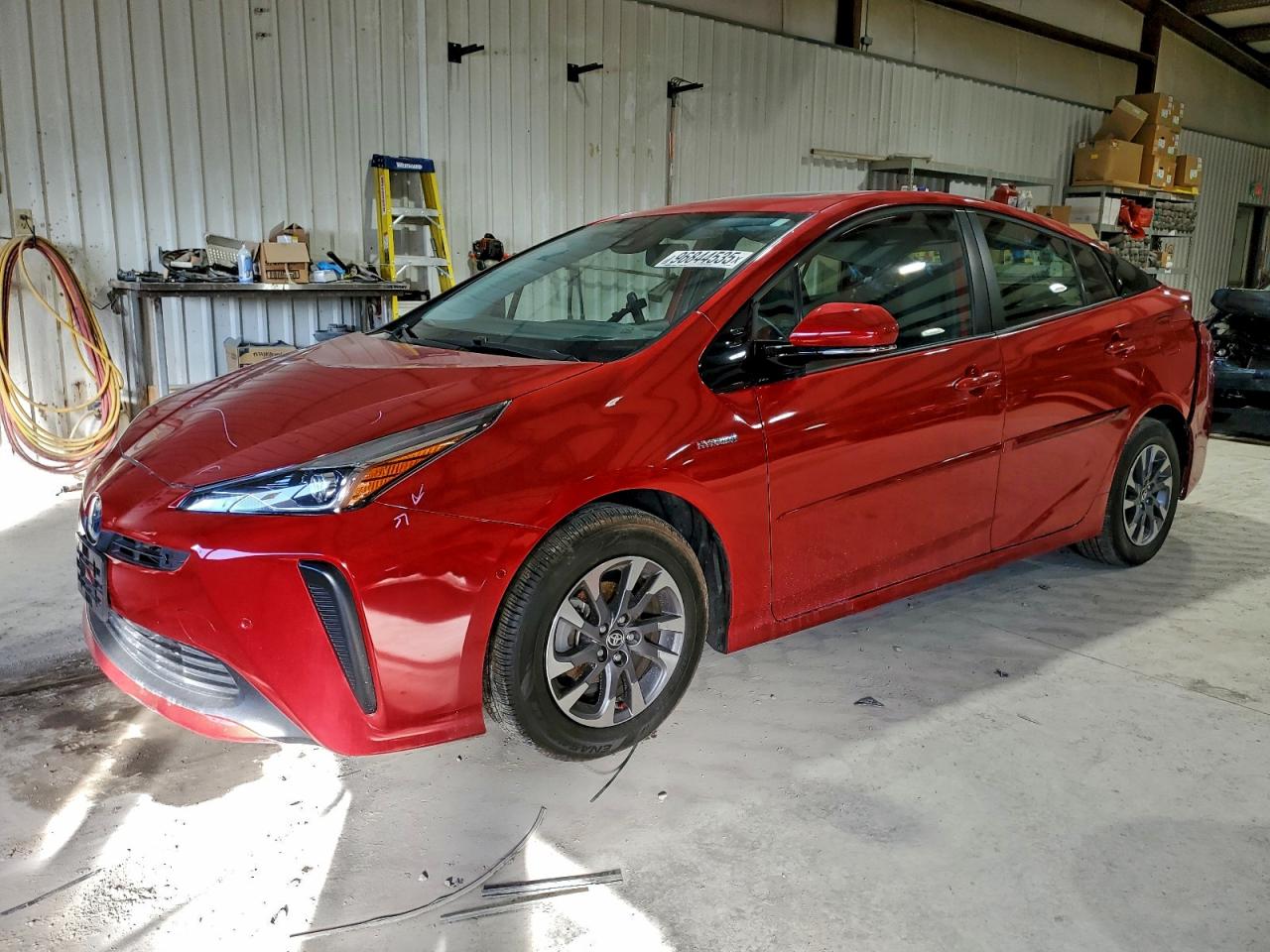 2019 TOYOTA PRIUS