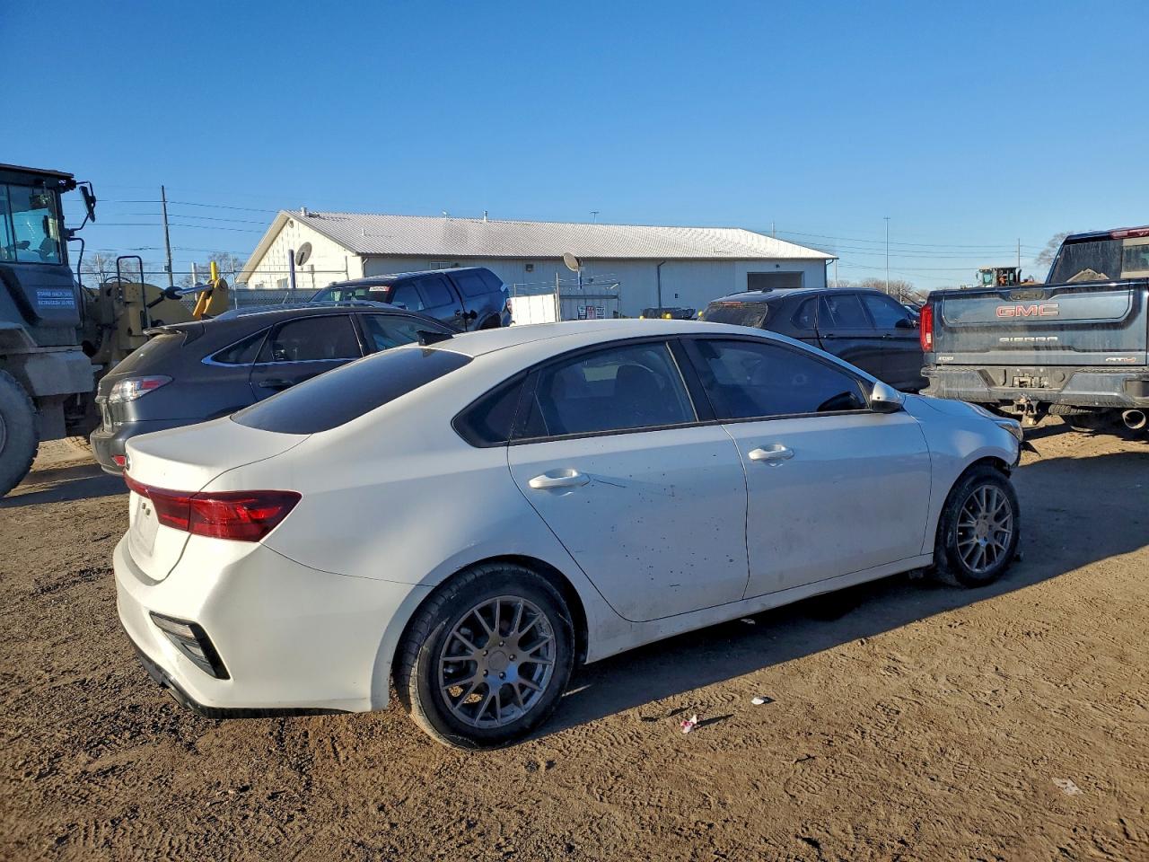 2021 KIA FORTE FE photo 3