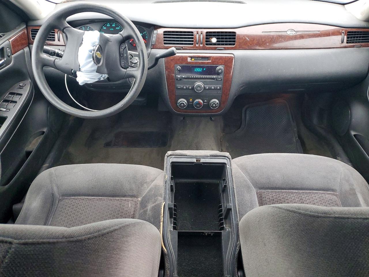 2011 CHEVROLET IMPALA LS photo 8