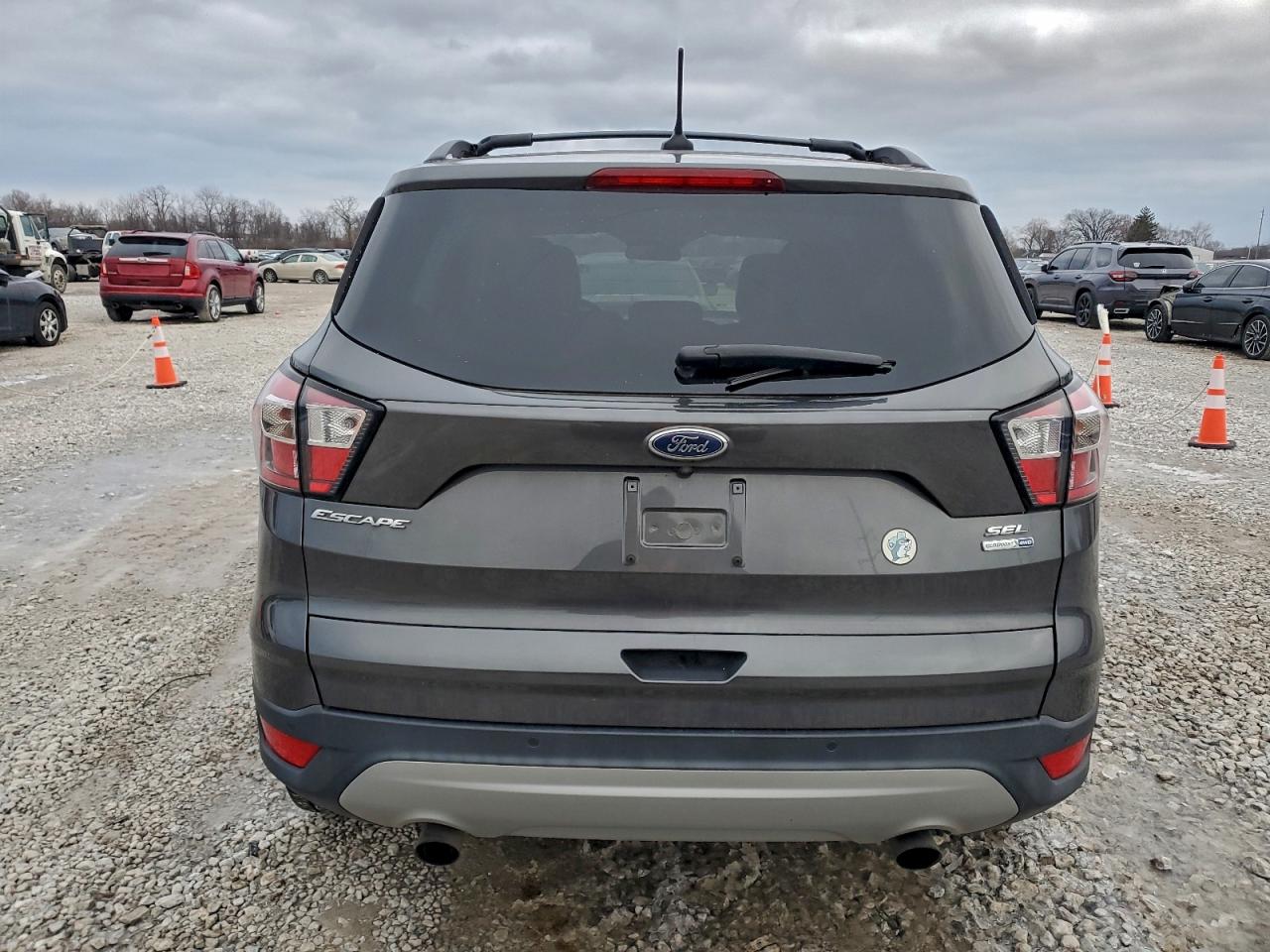 2018 FORD ESCAPE SEL photo 6