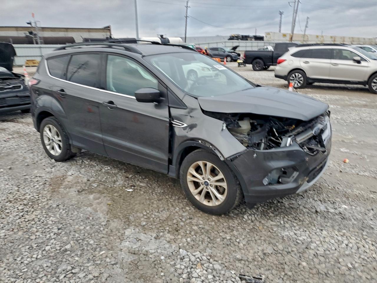 2018 FORD ESCAPE SEL photo 4