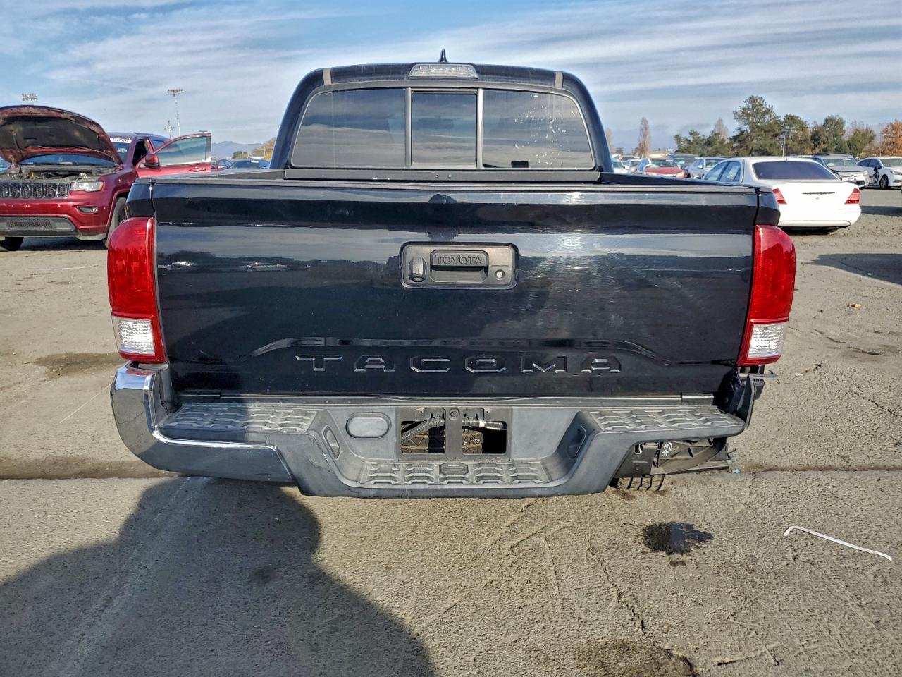 2017 TOYOTA TACOMA DOUBLE CAB photo 6