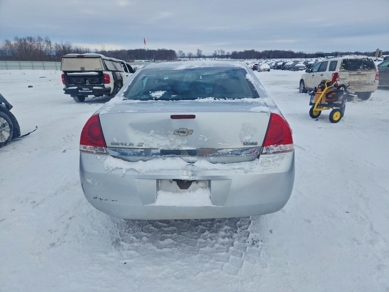 2011 CHEVROLET IMPALA LT photo 6