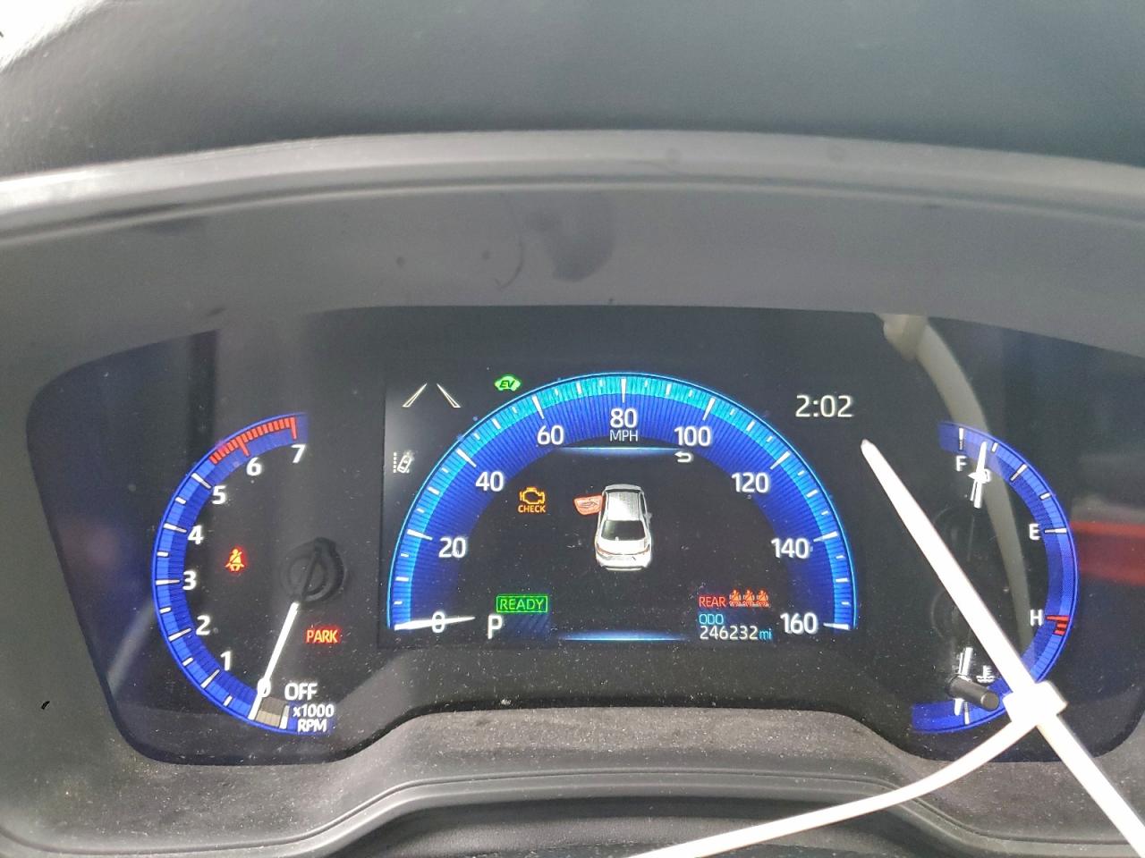 2020 TOYOTA COROLLA LE photo 9