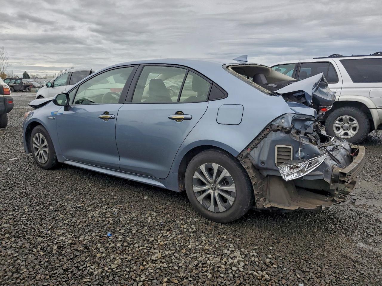 2020 TOYOTA COROLLA LE photo 2