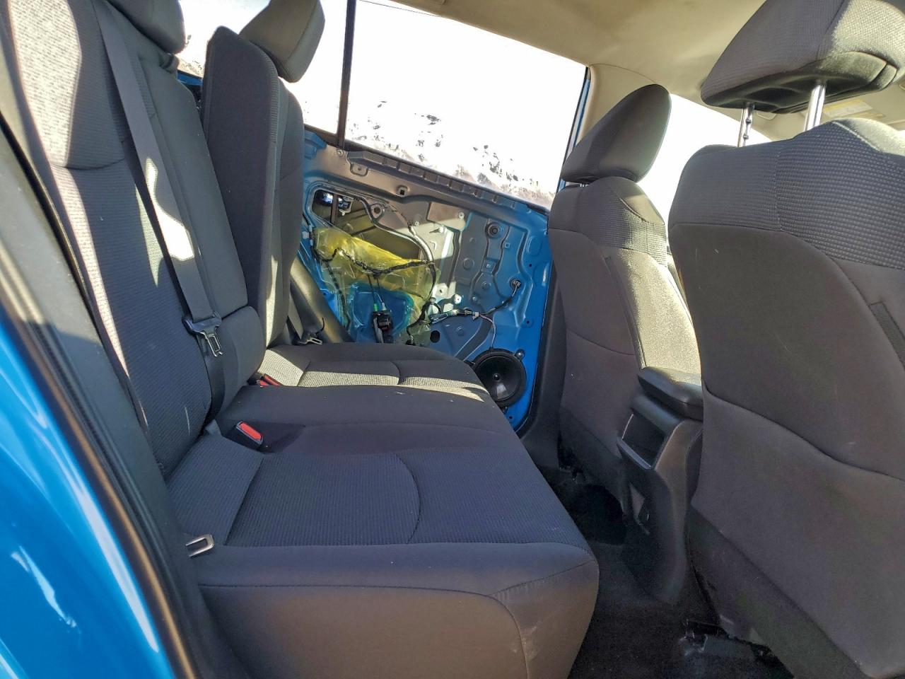 2021 TOYOTA RAV4 LE photo 10