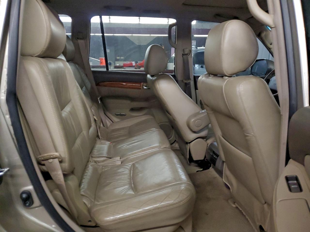 2004 LEXUS GX 470 photo 11