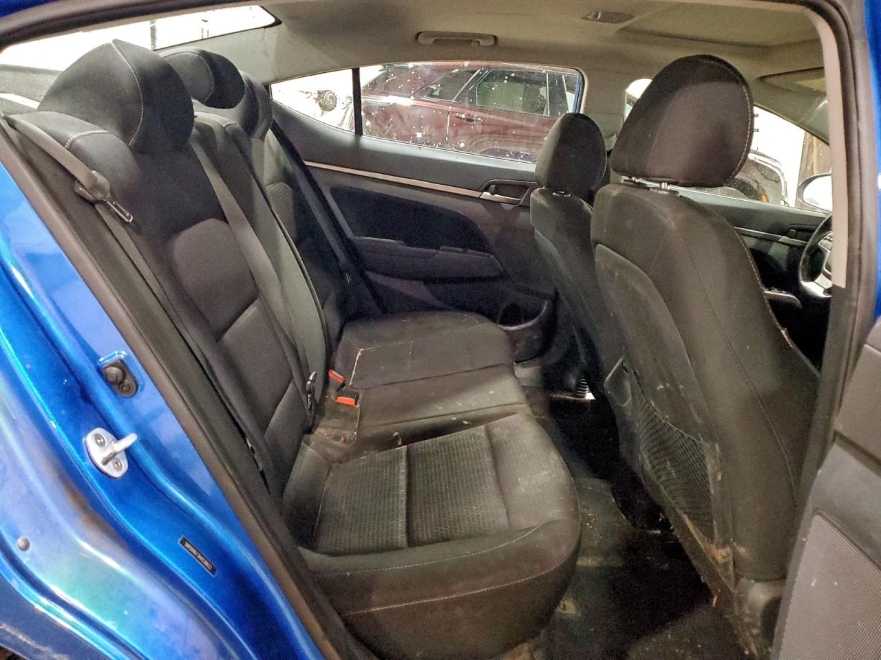2017 HYUNDAI ELANTRA SE photo 10