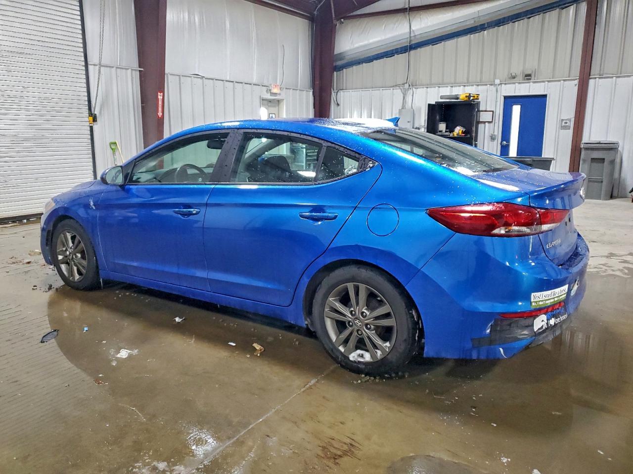 2017 HYUNDAI ELANTRA SE photo 2