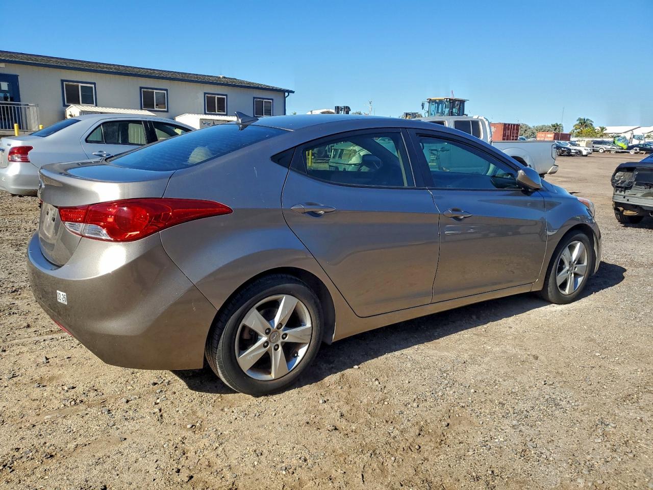 2013 HYUNDAI ELANTRA GLS photo 3