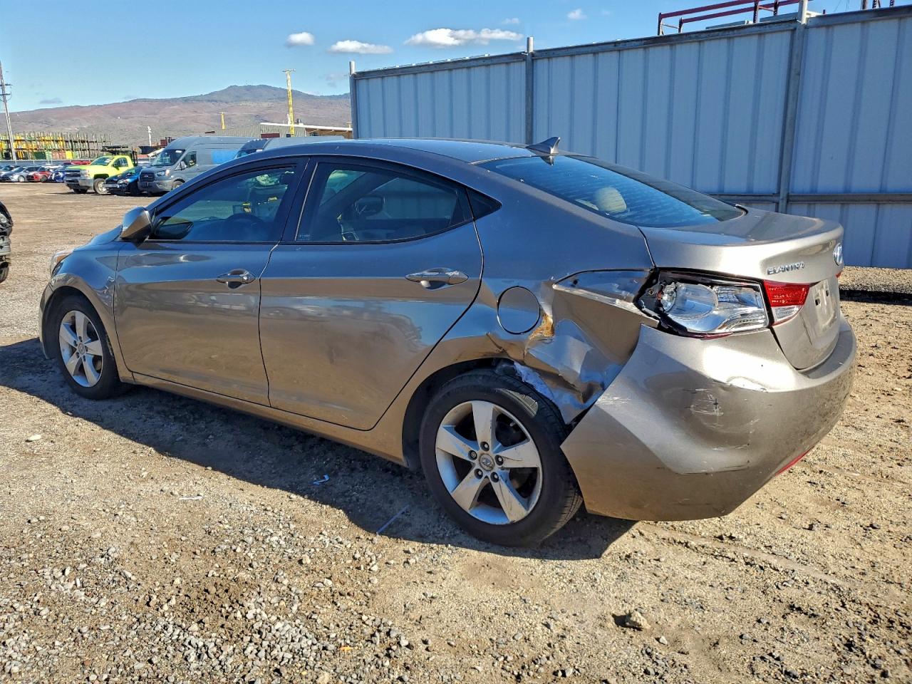 2013 HYUNDAI ELANTRA GLS photo 2