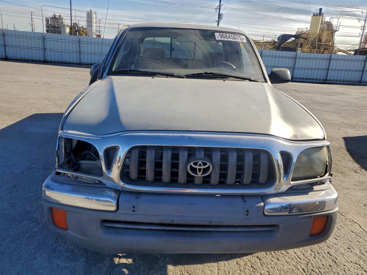 2001 TOYOTA TACOMA XTRACAB photo 5