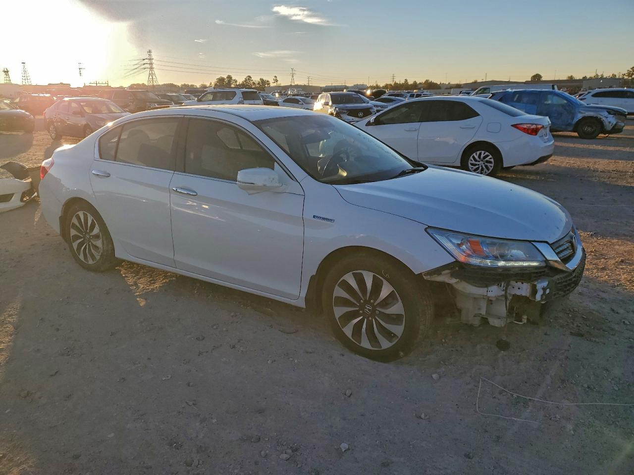 2015 HONDA ACCORD TOURING HYBRID photo 4