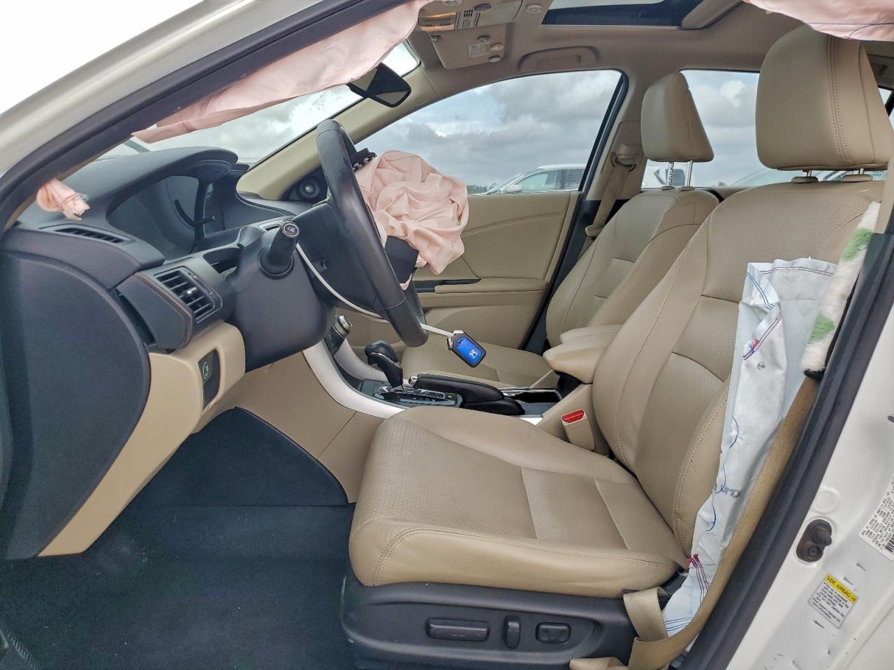 2015 HONDA ACCORD TOURING HYBRID photo 7