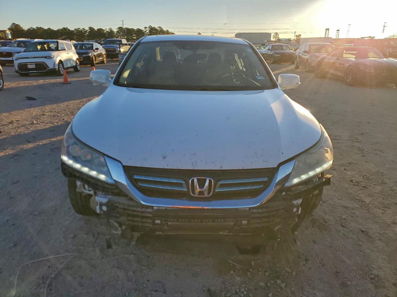 2015 HONDA ACCORD TOURING HYBRID photo 5