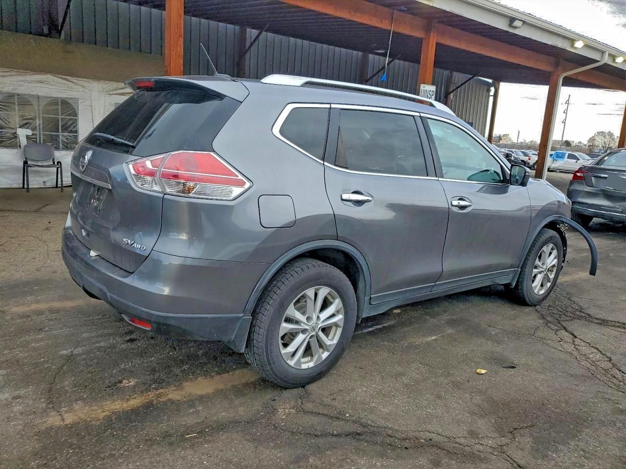 2016 NISSAN ROGUE S photo 3