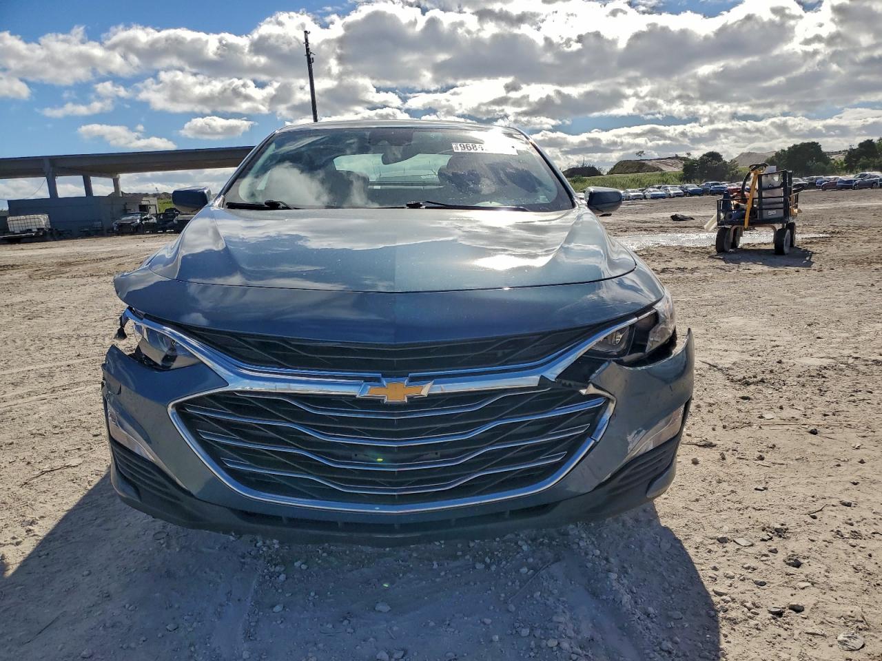 2024 CHEVROLET MALIBU LT photo 5