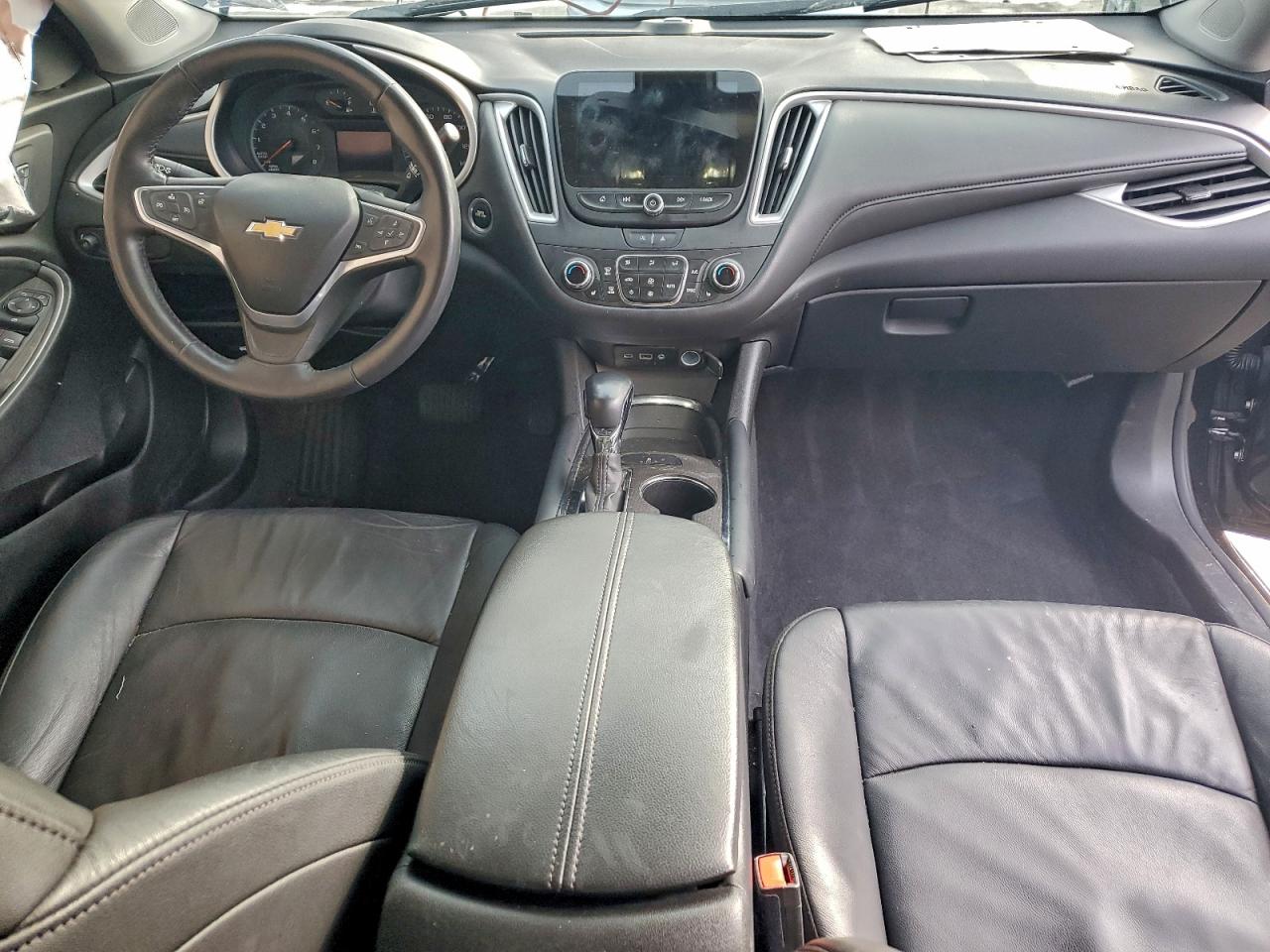 2022 CHEVROLET MALIBU LT photo 8