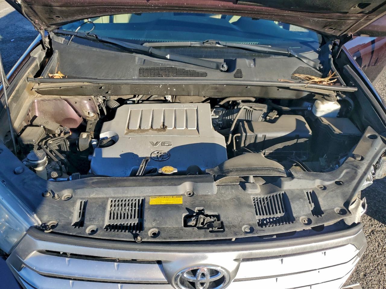 2013 TOYOTA HIGHLANDER LIMITED photo 12