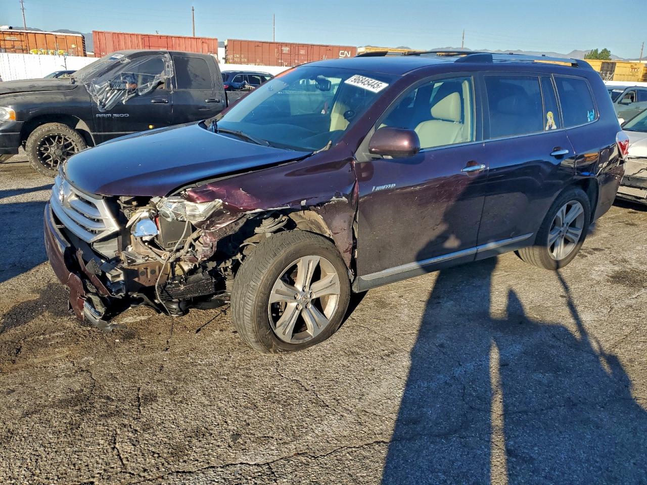 2013 TOYOTA HIGHLANDER