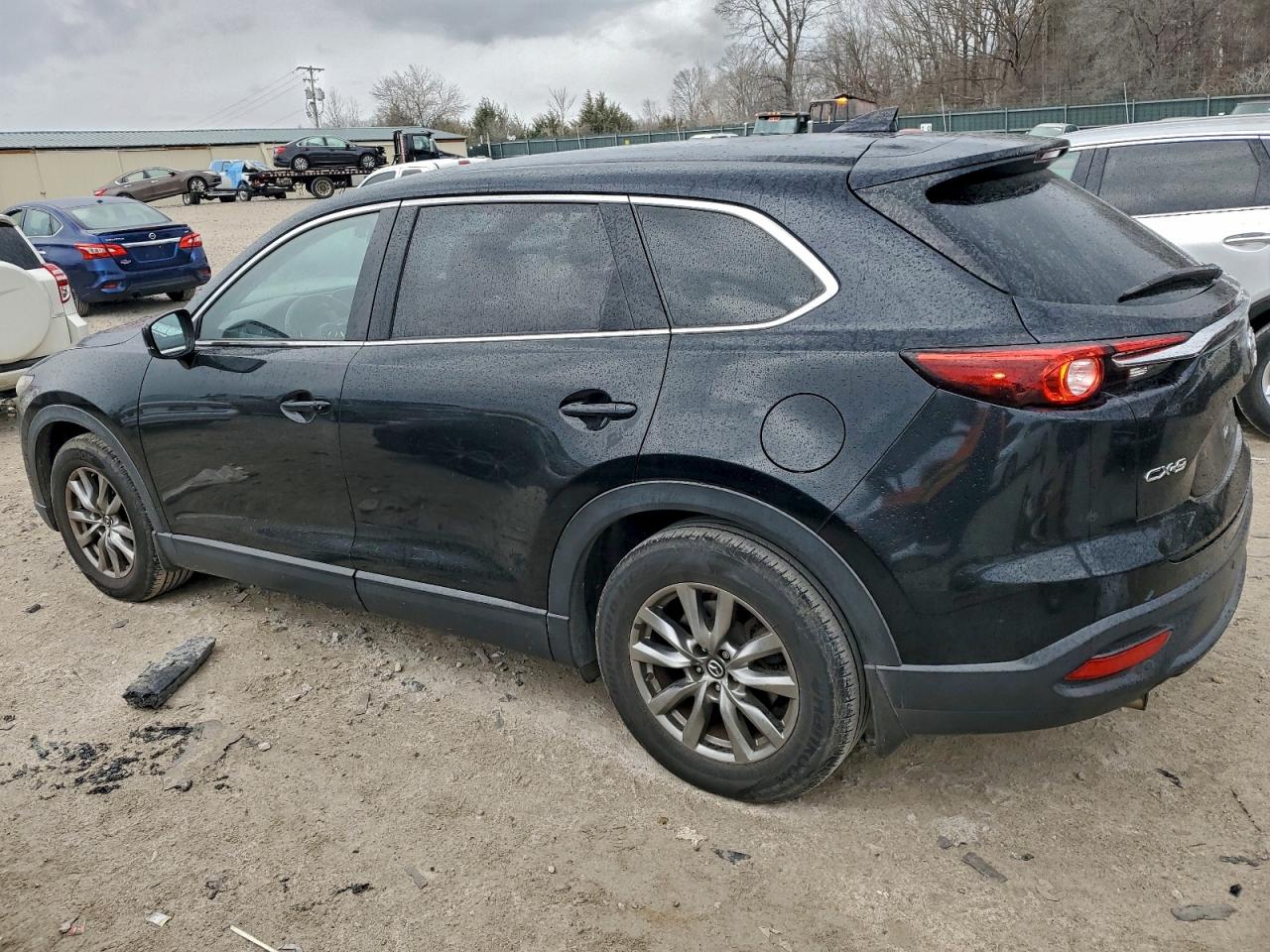 2017 MAZDA CX-9 TOURING photo 2