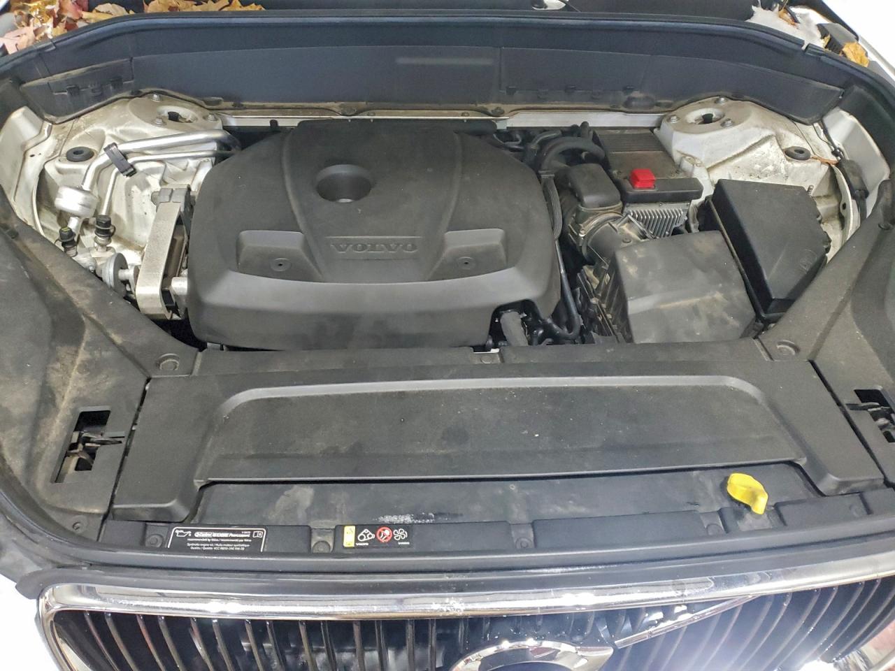 2016 VOLVO XC90 T6 photo 12