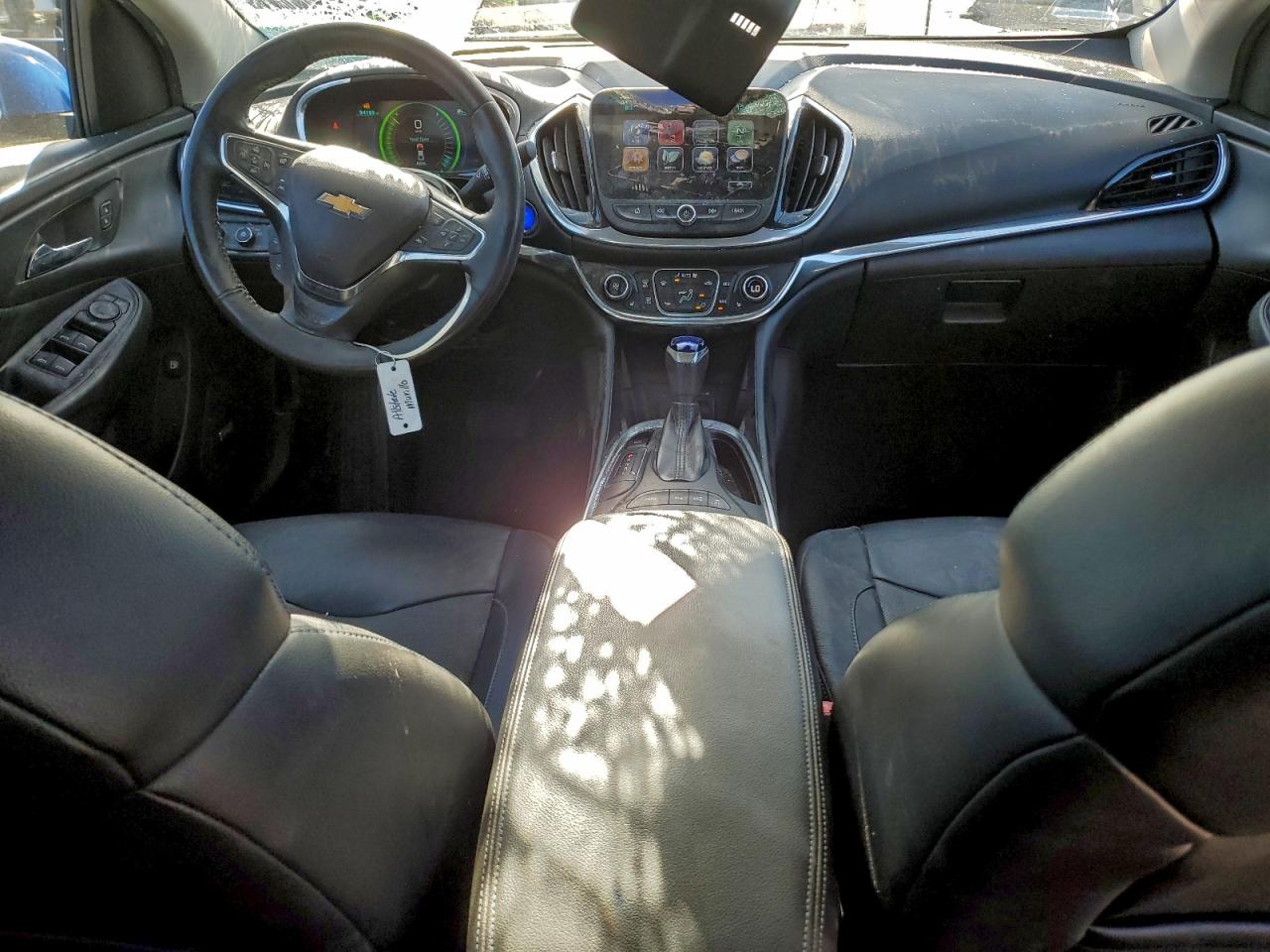 2017 CHEVROLET VOLT PREMIER photo 8