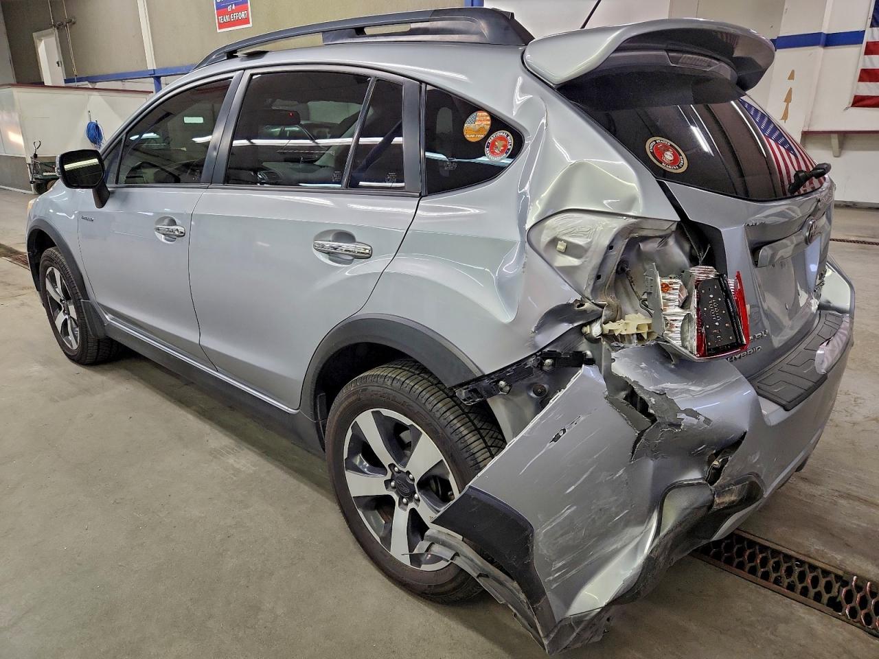 2014 SUBARU XV CROSSTREK 2.0I HYBRID TOURING photo 2