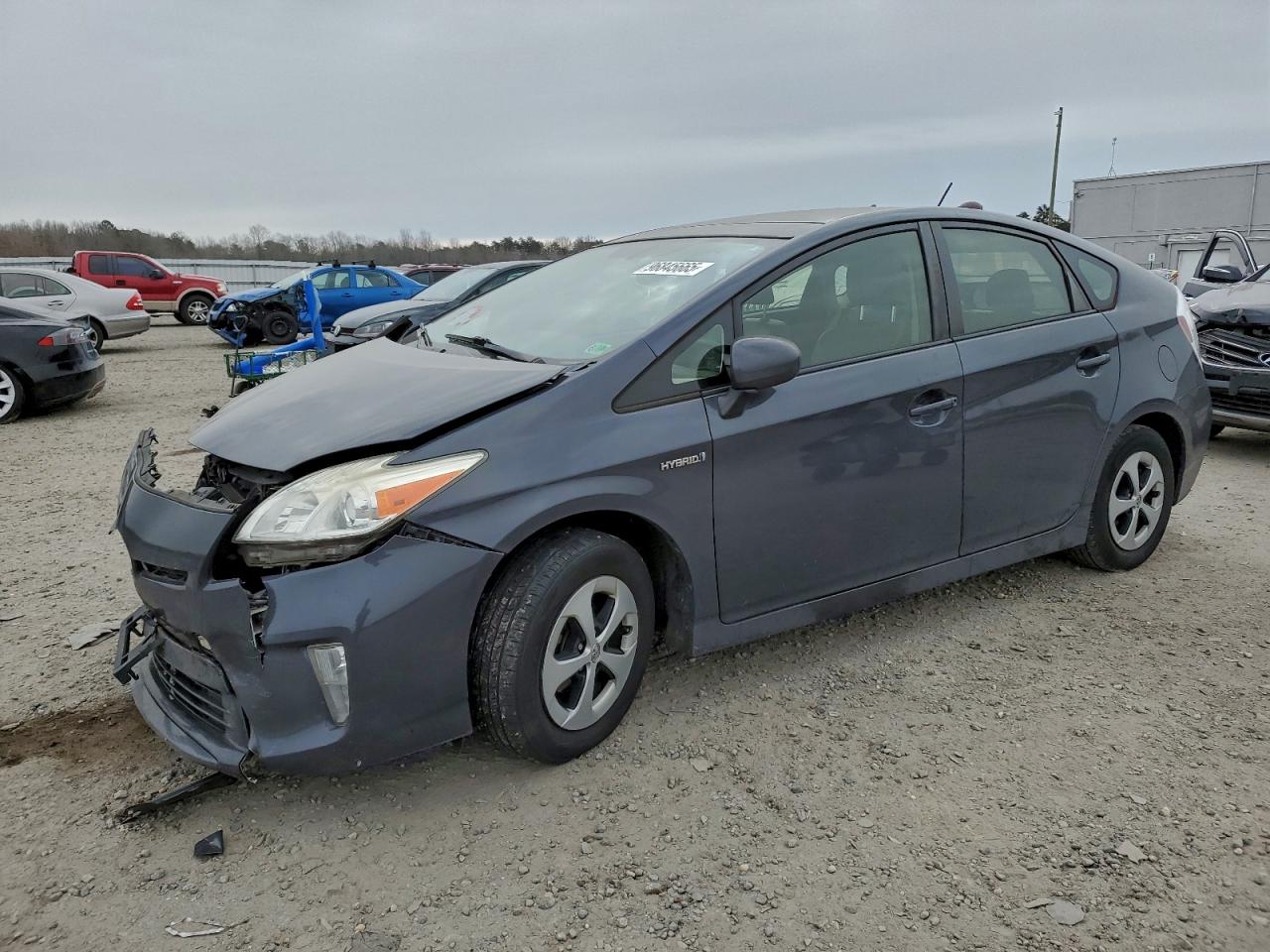 2013 TOYOTA PRIUS