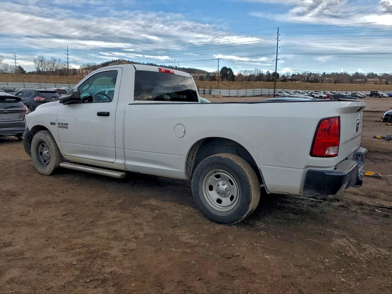 2014 RAM 1500 ST photo 2