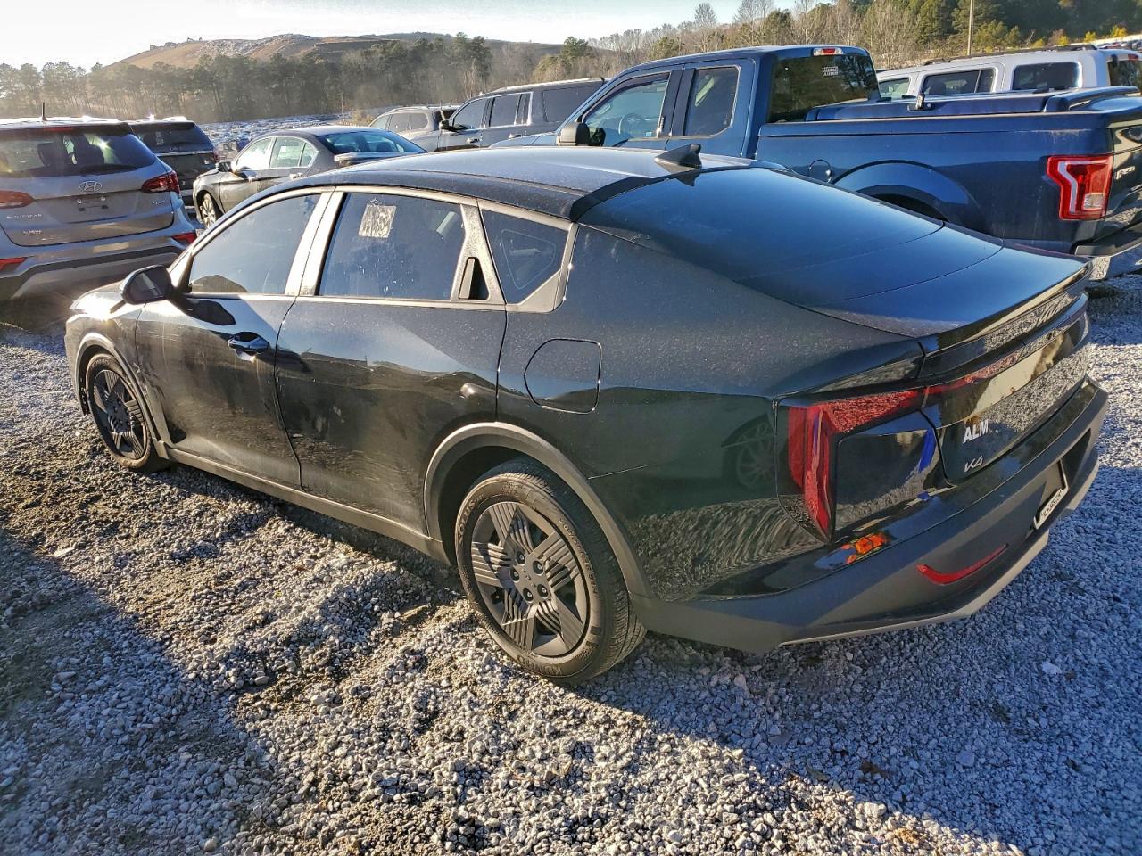 2025 KIA K4 LX photo 2