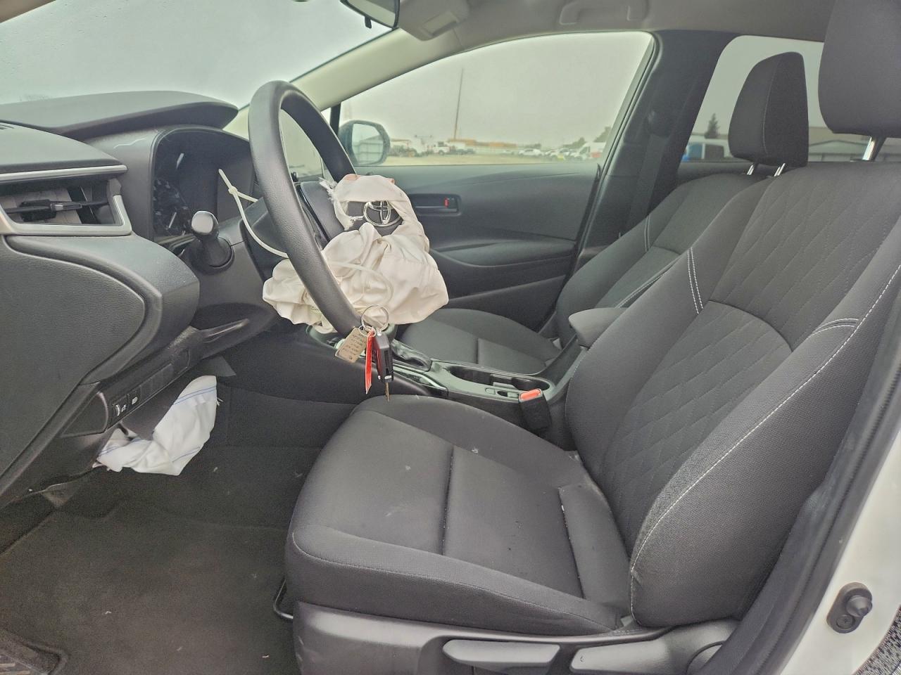 2024 TOYOTA COROLLA LE photo 7