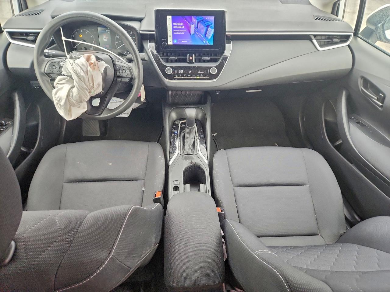 2024 TOYOTA COROLLA LE photo 8