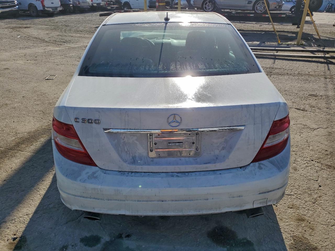 2011 MERCEDES-BENZ C 300 photo 6