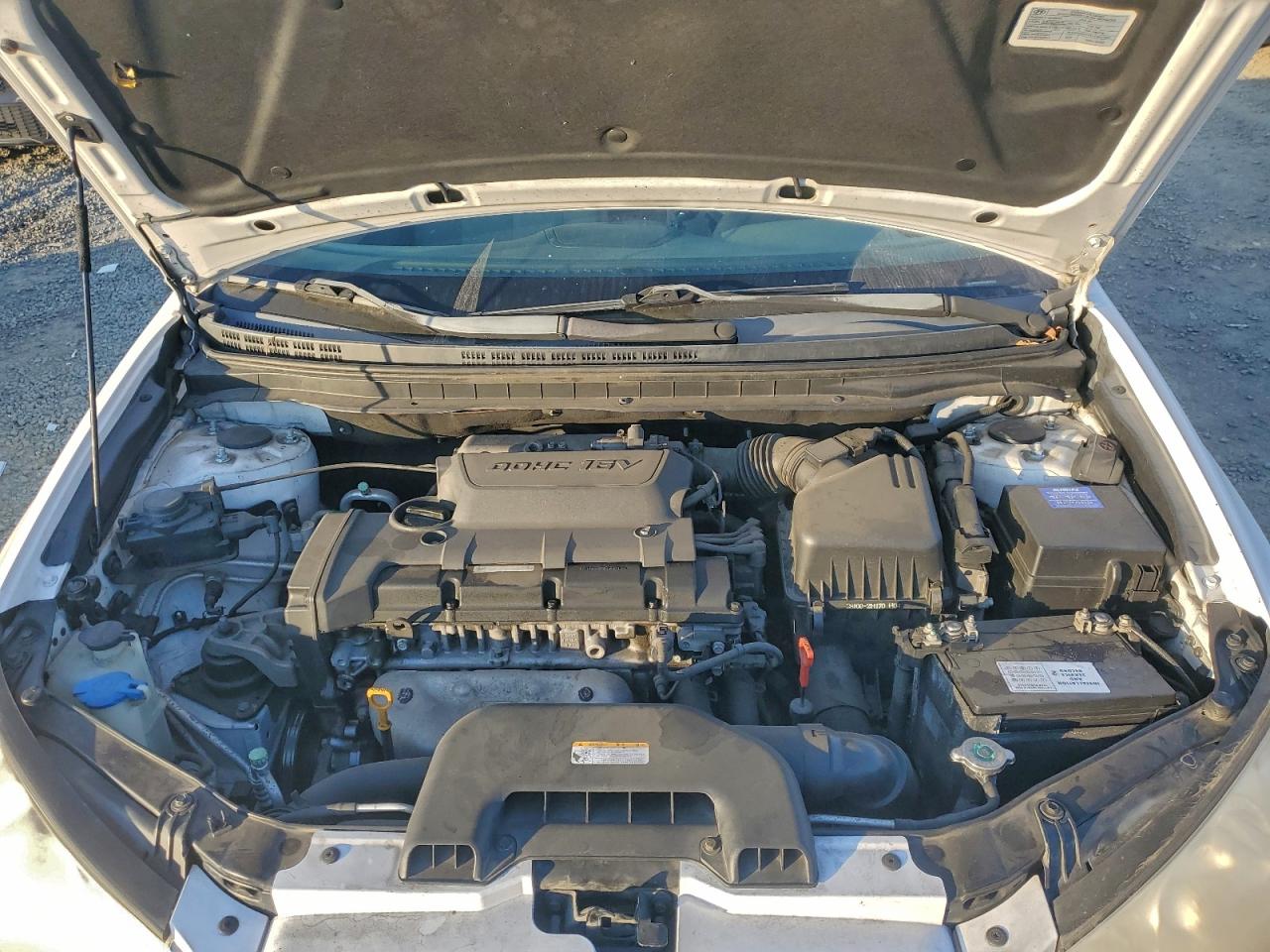 2010 HYUNDAI ELANTRA BLUE photo 11